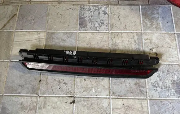Volkswagen PASSAT B5 Third/center stoplight