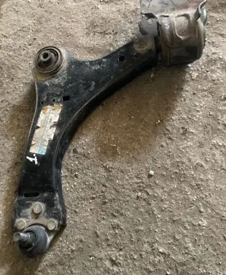 Volvo V60 Front control arm 31317661