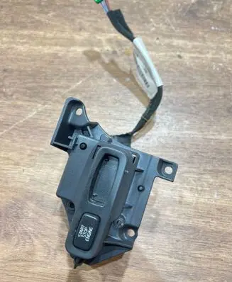 Volvo V70 Ignition lock 30724528
