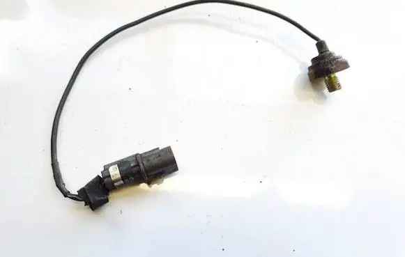 Mitsubishi Pajero Detonation knock sensor E1T15578