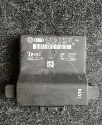 Volkswagen PASSAT B7 Gateway control module 1K0907530E