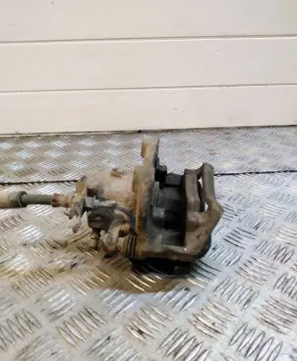 Volkswagen PASSAT B5 Front brake caliper