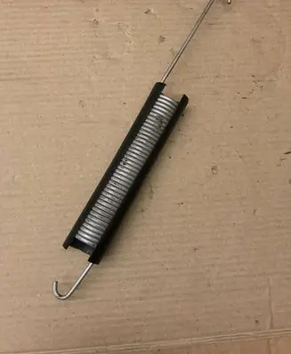 Volkswagen Jetta II Tailgate/trunk/boot tension spring 