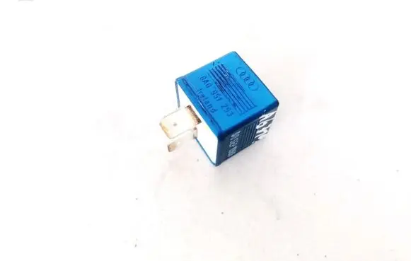 Audi A4 S4 B5 8D Other relay 899587 8A0951253