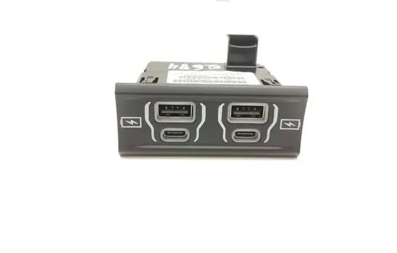Jeep Grand Cherokee WL USB socket connector 68572629AA