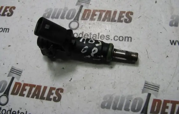 Mercedes-Benz S W221 Fuel injector A2720780249