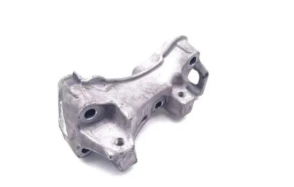 Peugeot 5008 Engine mounting bracket 9688615780