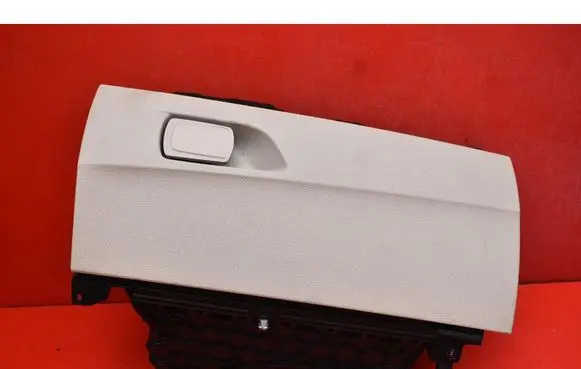 BMW 7 F01 F02 F03 F04 Glove box 