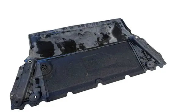 Audi A4 S4 B9 8W Engine splash shield/under tray 8W0863821F