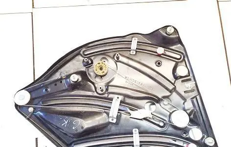 Mercedes-Benz E W212 Sliding door window regulator with motor A2076701303 961881103