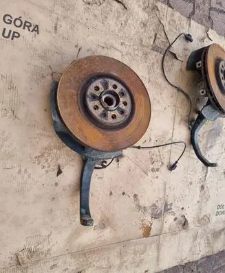 Alfa Romeo Brera Front wheel hub XXXXXXXXXX