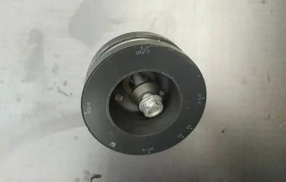 Mercedes-Benz S W222 Crankshaft pulley A2780300203