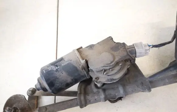 Toyota Yaris Wiper motor 8511052010 85110-52010