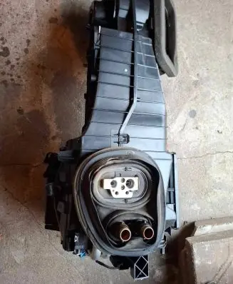 Volkswagen Touran I Interior heater climate box assembly 1T1820003FK F983274M