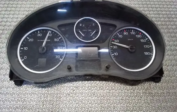 Citroen Berlingo Speedometer (instrument cluster) 555001310104 XF0KUP23