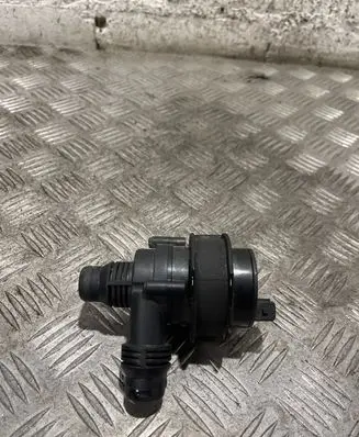 BMW X5 F15 Electric auxiliary coolant/water pump 30950017