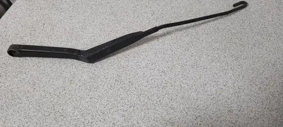 BMW 3 E36 Front wiper blade arm 8392006
