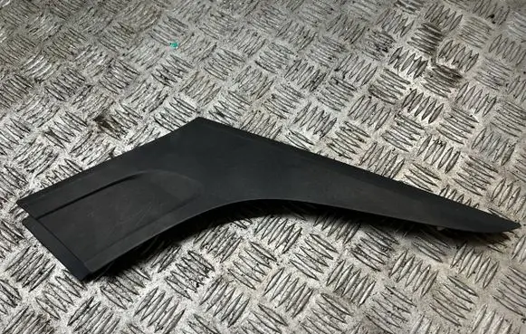 Suzuki Swift III Rear fender molding trim 7719152R0