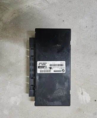 BMW 5 E60 E61 Gateway control module 9176079 61359176079