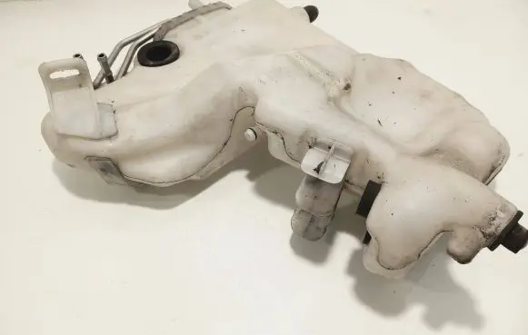 Mercedes-Benz E W211 Windshield washer fluid reservoir/tank 2118600160