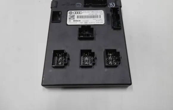 Audi A8 S8 D4 4H Comfort/convenience module 4H0907063CG