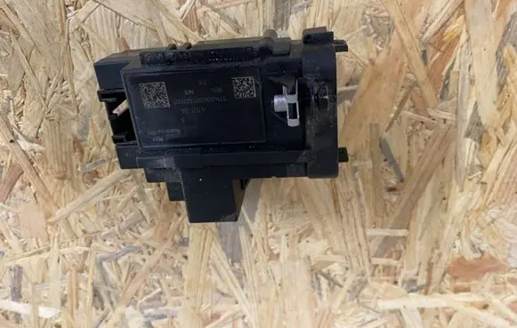 Audi A4 S4 B8 8K Ignition lock 8K0909131D