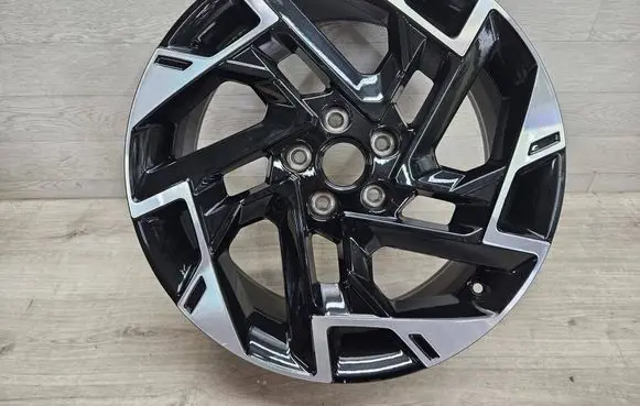 R19 alloy rim