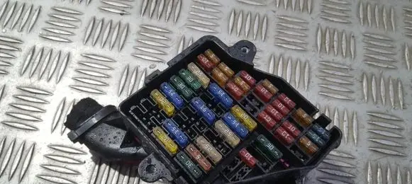 Audi A6 S6 C5 4B Fuse box set