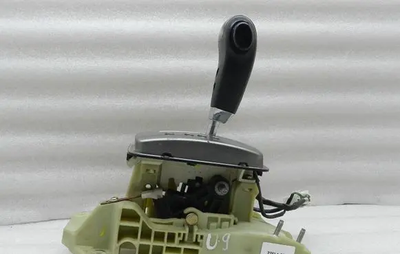 KIA Sorento Gear shifter/selector DWA3E22111