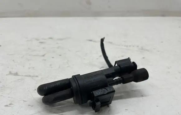 Vacuum valve
