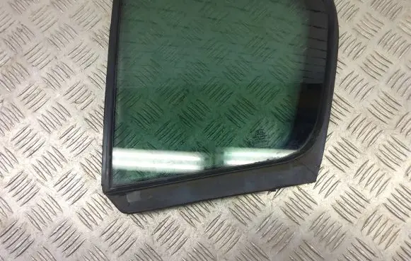 KIA Sportage Rear vent window glass 43R006723