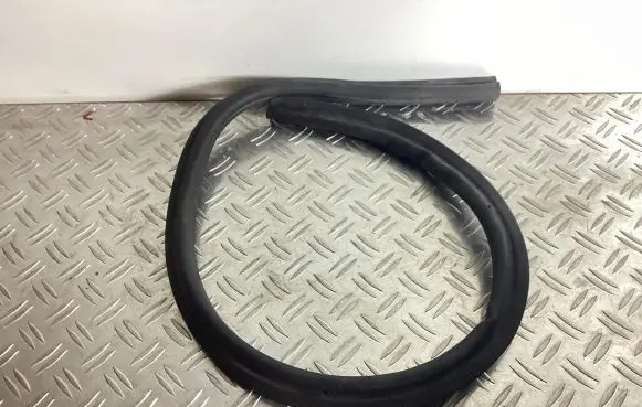 Porsche Cayenne (92A) Engine compartment rubber 7P5823727B