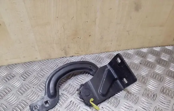 Peugeot 3008 I Tailgate hinge 9683213680D