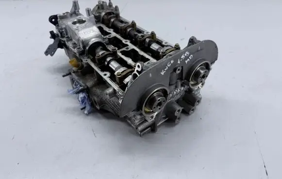 Ford Kuga II Engine head RFDS7G6090EF