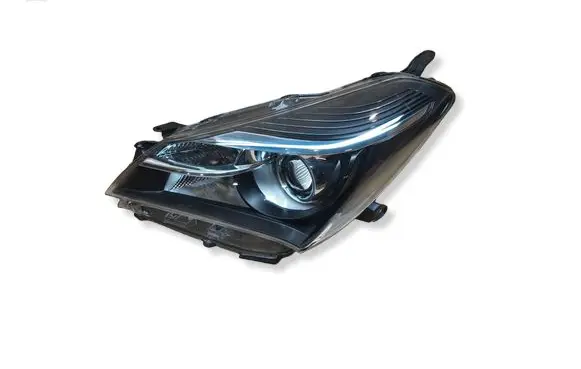 Toyota Yaris Headlight/headlamp 