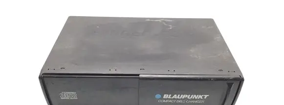 Audi A6 S6 C5 4B CD/DVD changer 7607777510 BP7777S1290940
