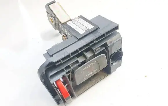 Volvo V50 Seat back rest lock catch 8641849 8613633