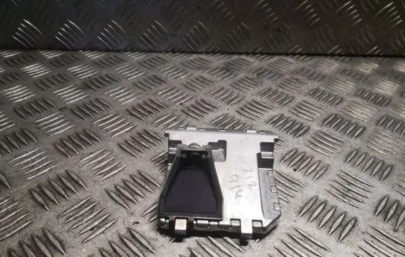 Windshield/windscreen camera