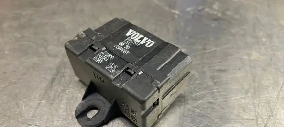 Volvo S80 Seat heating relay 9442947