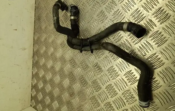 Mercedes-Benz CLA C118 X118 Engine coolant pipe/hose A2478301902