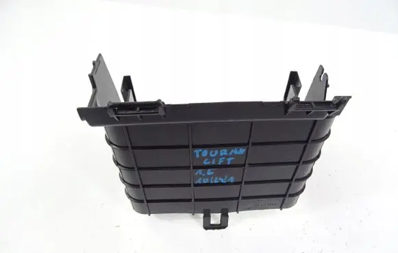 Volkswagen Touran III Battery box tray 3C0915336A