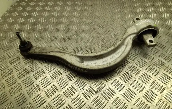Polestar 4 Front control arm F240710