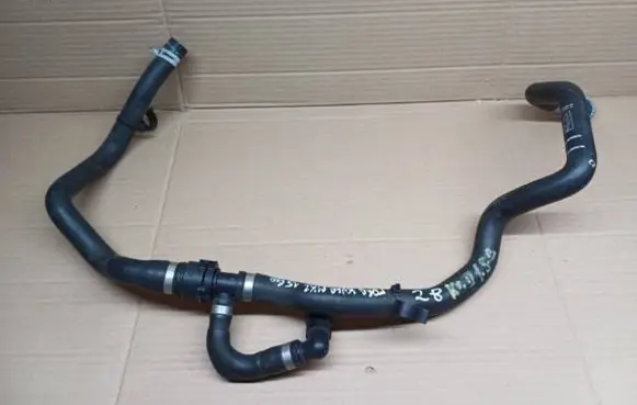 Ford Kuga II Engine coolant pipe/hose F1F16B851DE