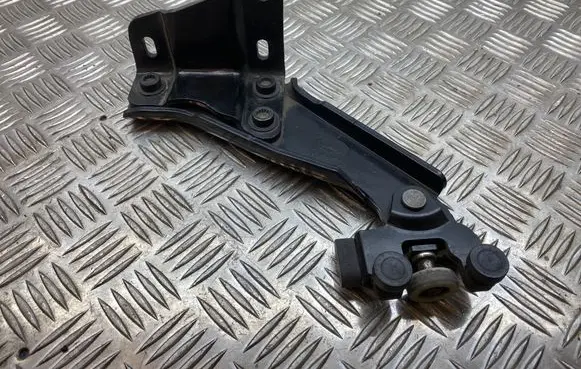 Volkswagen Caddy Sliding door lower roller guide/hinge 2K7843397A