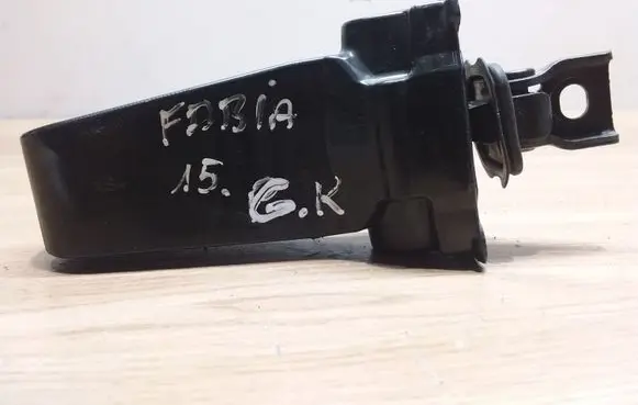 Skoda Fabia Mk3 (NJ) Rear door check strap stopper 6V0839249