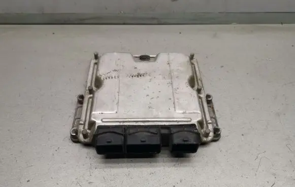 Citroen Xsara Picasso Engine control unit/module 0281011084 9647693180