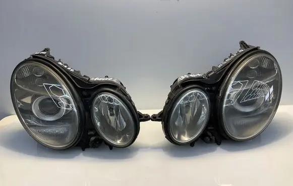 Mercedes-Benz E W211 Headlights/headlamps set 