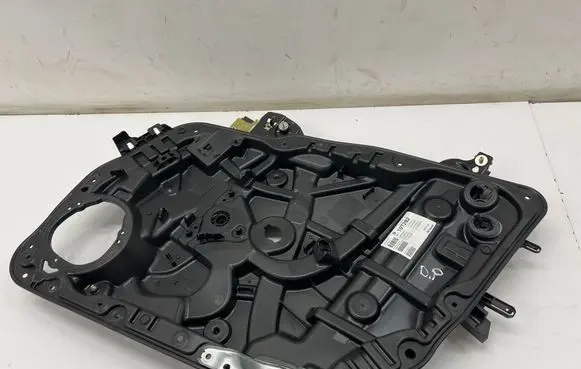 Mercedes-Benz CLA C118 X118 Front door window regulator with motor A0997203202 A1187230300