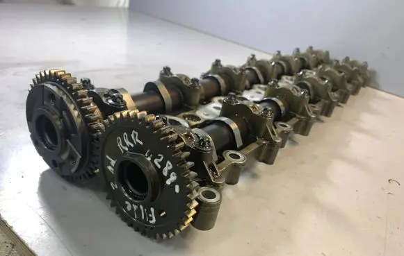 BMW 5 F10 F11 Camshaft 11317800044 7800044