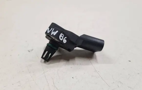 Volkswagen PASSAT B6 Air pressure sensor 0281002401 038906051C